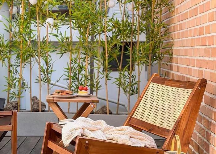 On Air House Apartment