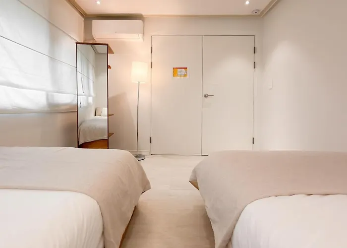 On Air House Apartment